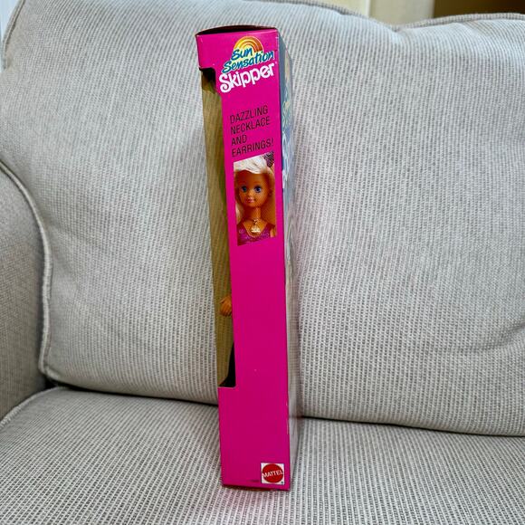 Vintage 1991 Sun Sensation Skipper Barbie doll in box. Box has damage - Picture 6 of 8